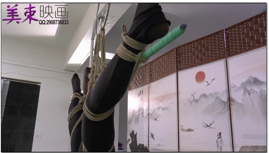 【美束映画】乔乔缚初初体验，就来难度这么大的？好吧，因为我喜欢被捆绑，你就这欺负…