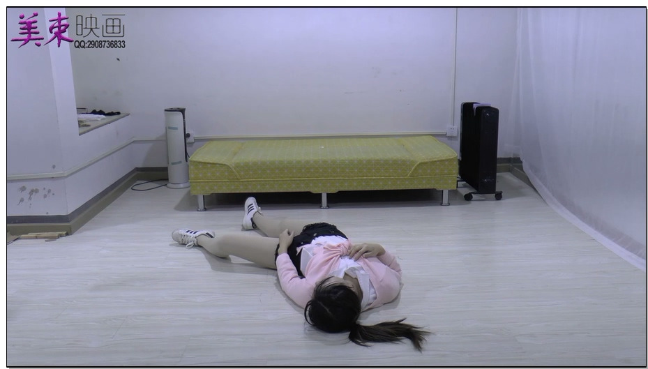 【美束映画】美女回家被入室劫持惨遭暴虐 贝壳头小婷多种花式绳艺玩弄