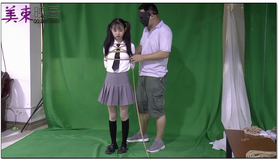 【美束映画】甜美秀气，温柔体贴，纤细大方的珊珊来了，小luoli真的很可爱