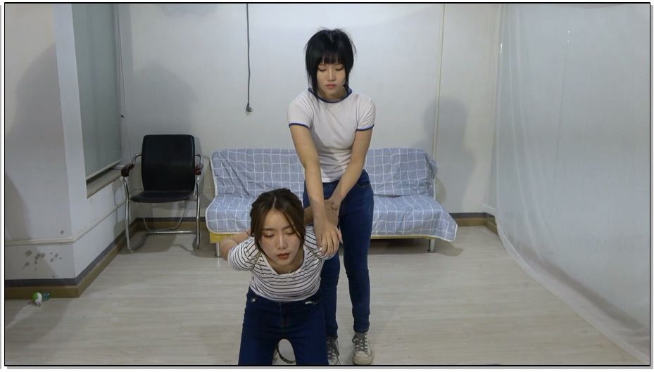 【美束映画】小丁和陈琛 反扭，反铐，扎带，押解，五花大绑
