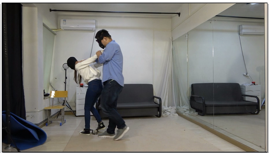 【美束映画】然然 反扭抓捕镣铐捆绑押解 人长的漂亮，身材很棒，柔韧性不错，拍摄也很..