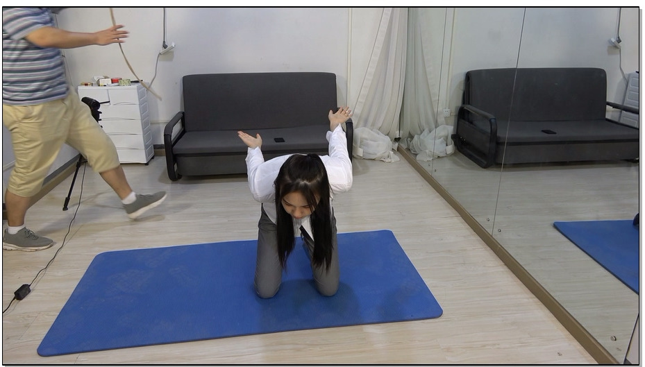 【美束映画】大美女阿荣 职场丽人作为犯人，被抓捕，审判，捆绑上刑场的全过程