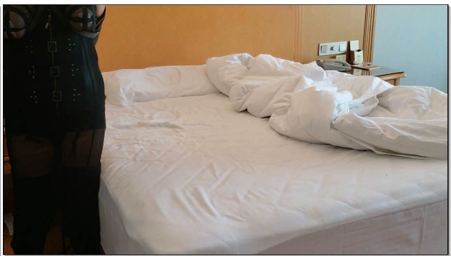 【曼陀罗】日常给母狗灌肠