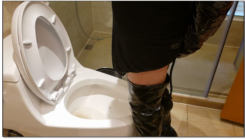 【曼陀罗】日常给母狗灌肠