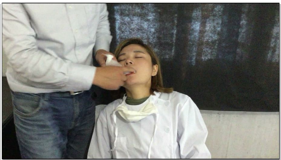 【皮革的拘束】绑架护士-捆绑护士和捂口罩化妆强行带走