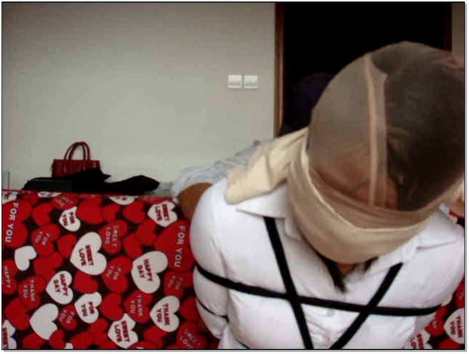 【皮革的拘束】致敬多重堵嘴，猿辔系列，程享受窒息的快感