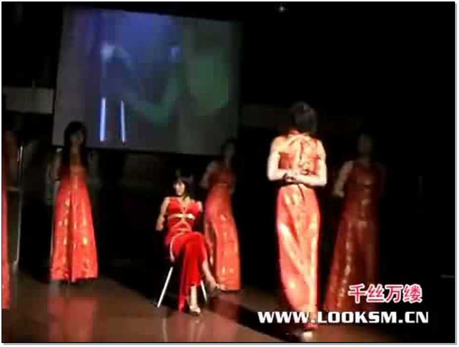 【千丝万缕】模特捆绑走秀DV欣赏.