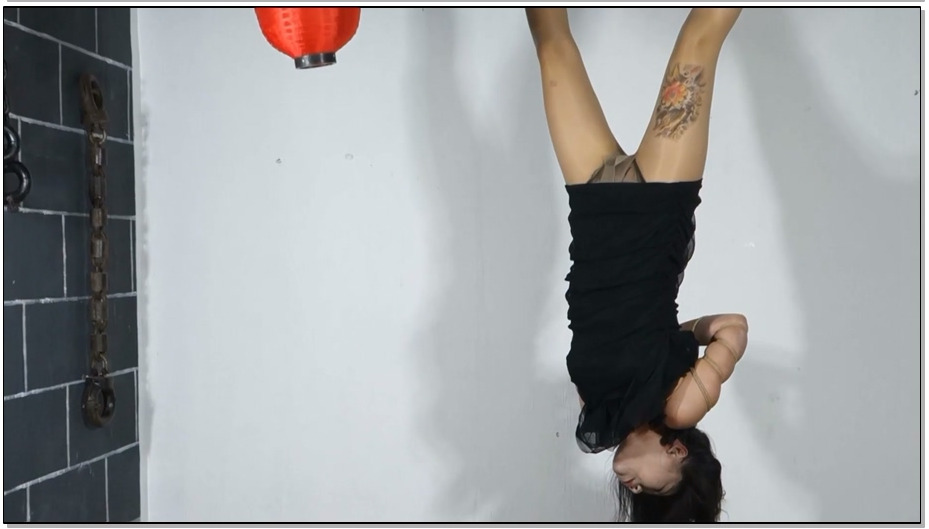 【倾颜阁】嫣儿黑裙肉丝五花倒吊 