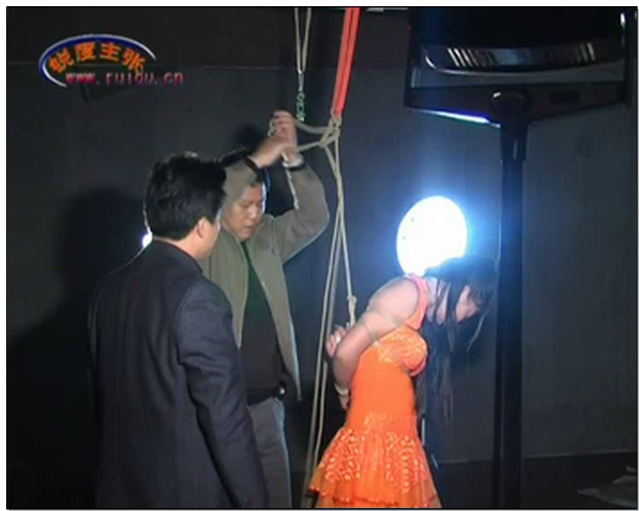 【锐度主张】拘禁之宠 上嫣儿