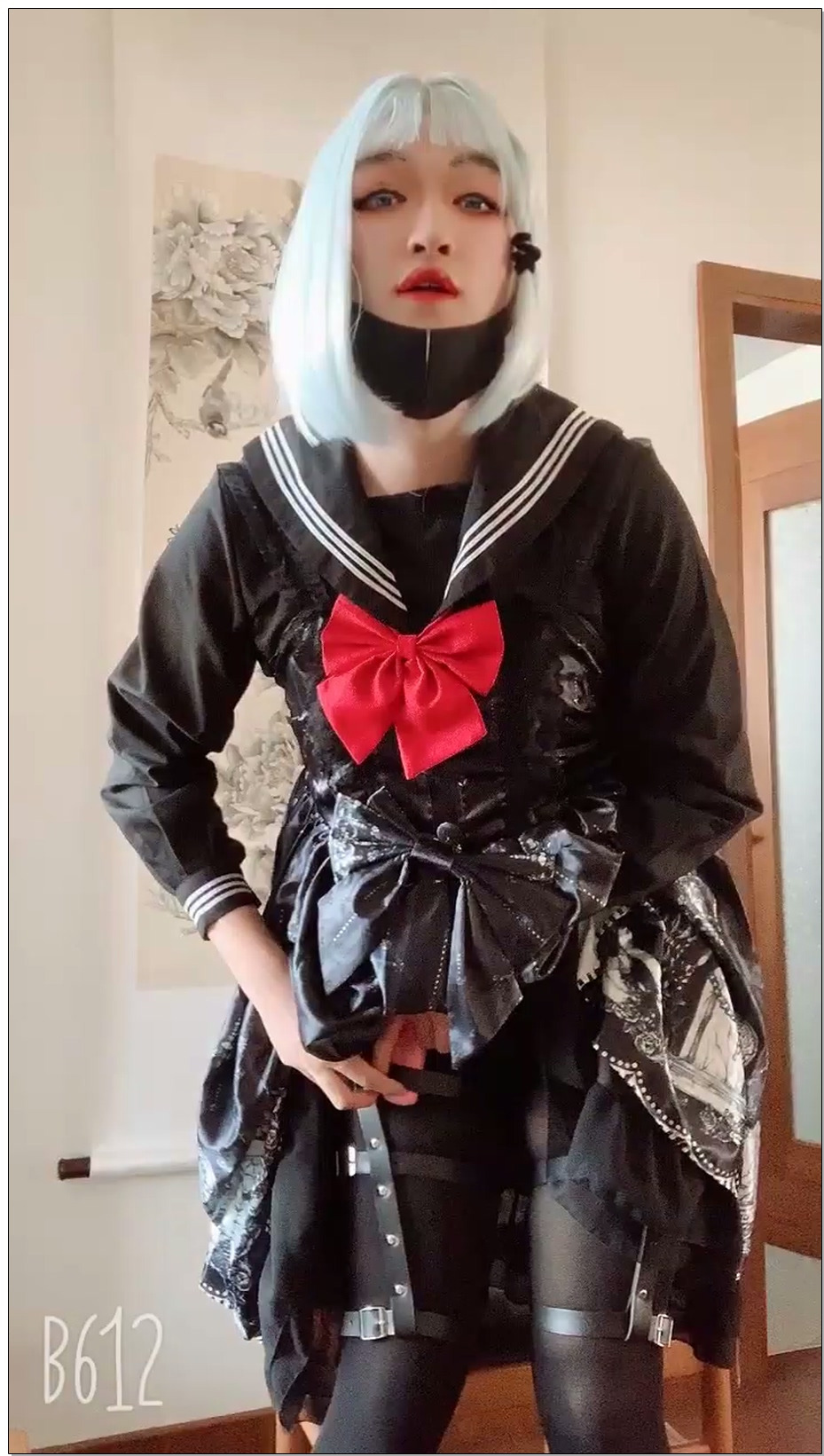 【saber大小姐】百折不挠的空银子，下一秒就是主人的狗狗 戴上项圈TD 主人来调教我 鞭..