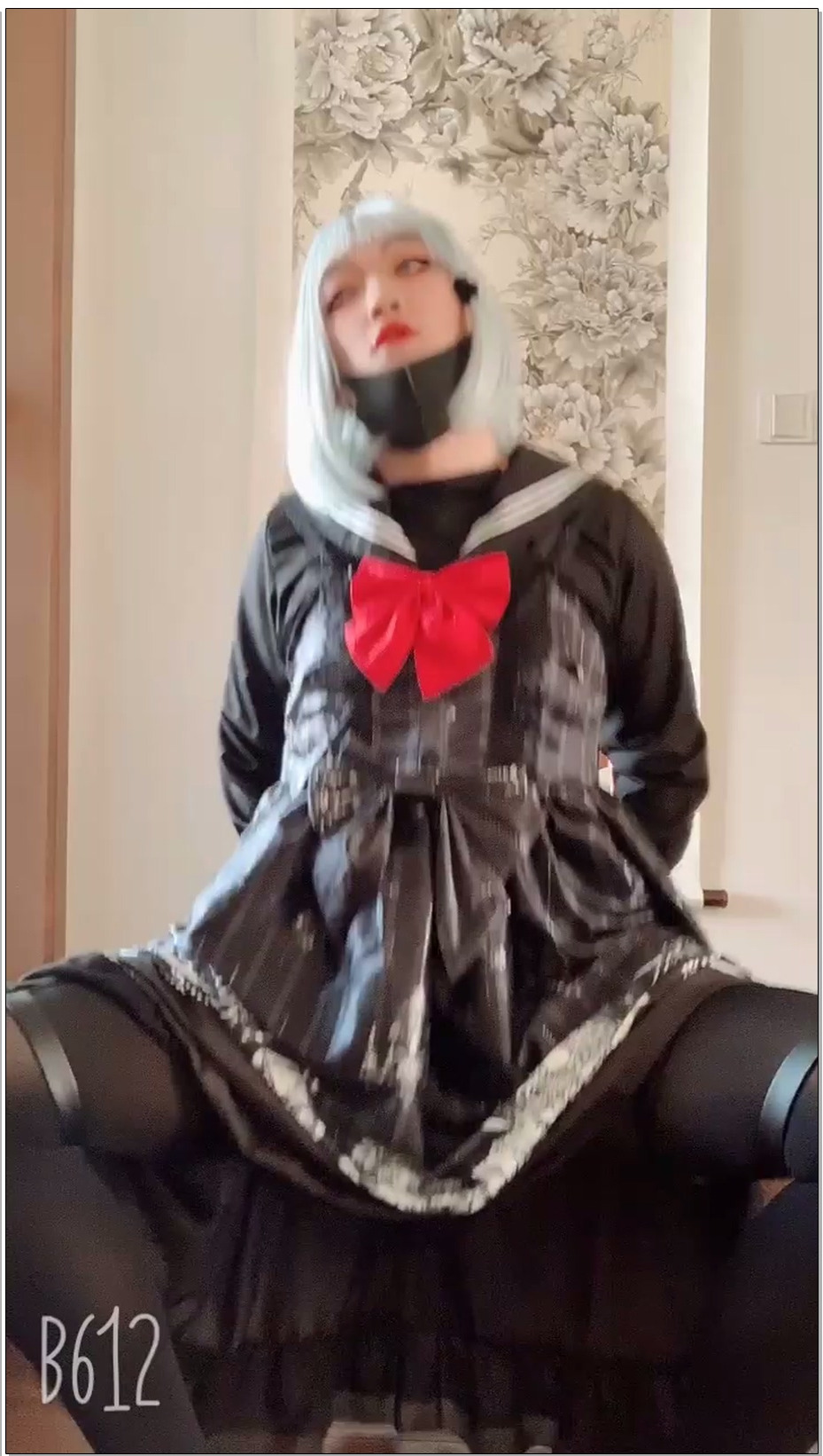 【saber大小姐】百折不挠的空银子，下一秒就是主人的狗狗 戴上项圈TD 主人来调教我 鞭..