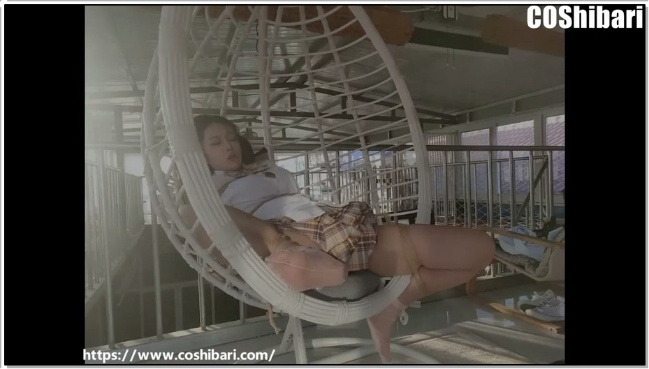 【绳次元】秋千上邂逅JK小萝莉