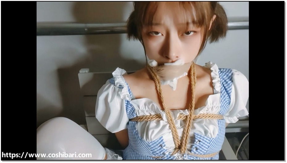 【绳次元】阴险的闺蜜 激吻+69+迷晕+丝袜堵嘴+用嘴摆丝袜