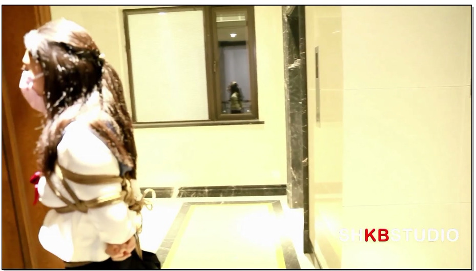 【SHKB】灵希 JK挑战楼道大冒险