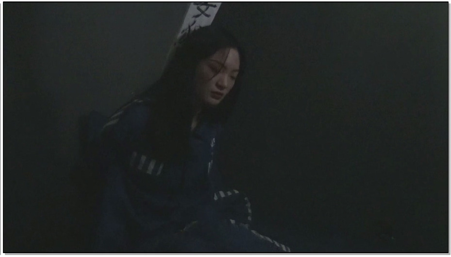 【胜景影视】女犯行刑前的等待 下 死刑前夜女犯被捆绑插标在牢房里很痛苦的一夜