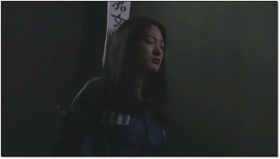 【胜景影视】女犯行刑前的等待 下 死刑前夜女犯被捆绑插标在牢房里很痛苦的一夜