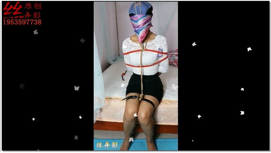 【丝弄影】肉粉色开档丝袜加原味内裤套头堵嘴捆绑 