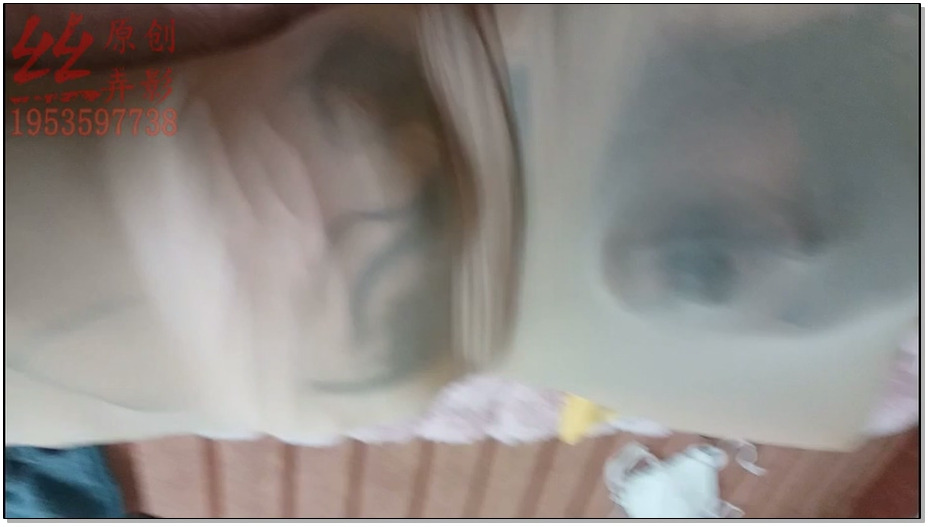 【丝弄影】人妻伮隸，枚红色连裤袜，丝袜包头袋装玩弄！