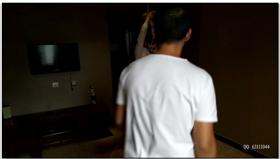 【随心原创】丰满少妇真空白肚兜 胖嘟嘟肉感十足的五花捆绑 股绳折磨