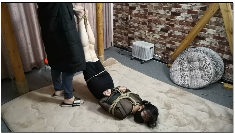 【随心原创】杨蕊 黑衣 硬拉起来的头下倒吊 痛苦的驷马 忍耐力超好