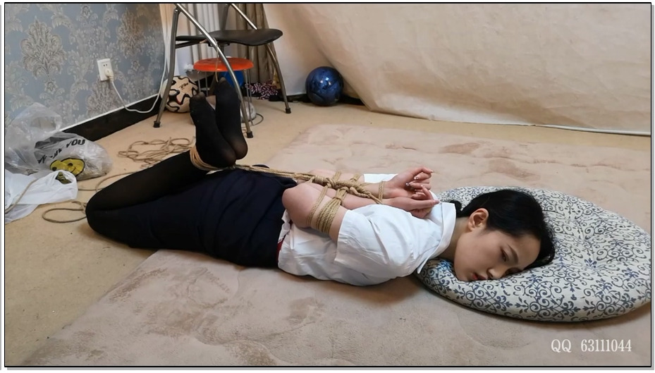 【随心原创】雅熙 黑丝白衬 直臂鞭打 极限并肘驷马吊
