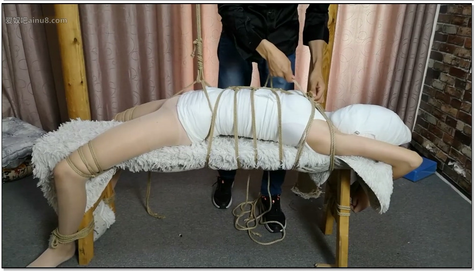【束缘阁】苏小 绷带包头 失去视觉 麻袋里挣扎 长凳全是固定 挠痒戏弄