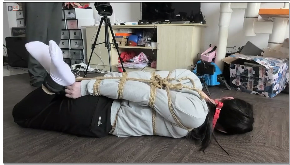 【绳之韵】新模罗裳：白袜，直臂驷马极限测试，大号口球，棒棒体验。真实的反映
