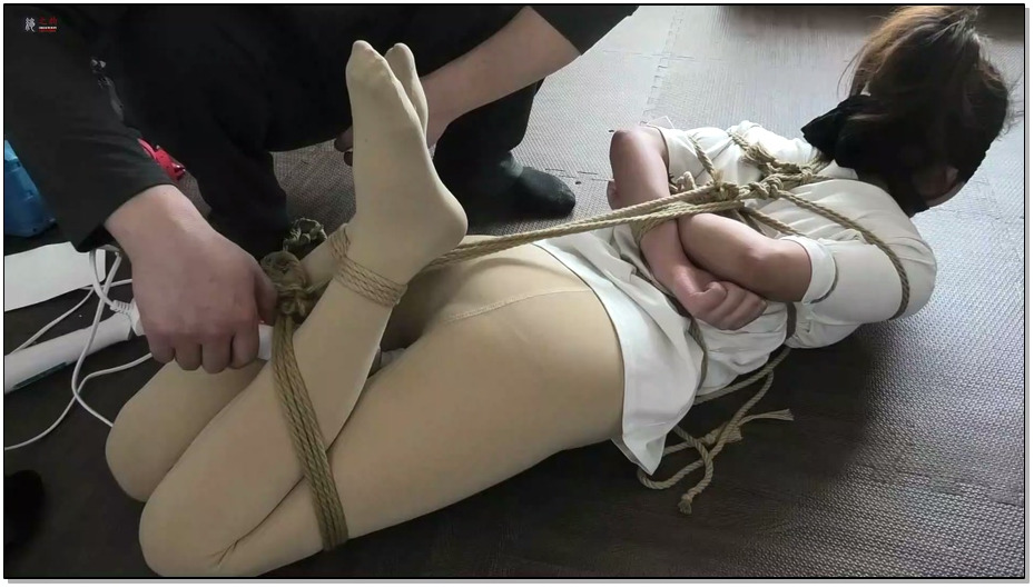 【绳之韵】薇薇1 勒颈，跪缚半吊，驷马，被迫GC初体验（片尾有福利）