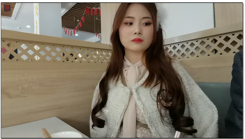 【绳之韵】小九妹，捆绑外出，电梯里花甲老人和捆绑丽人的邂逅，饭店大厅里面的捆绑与..