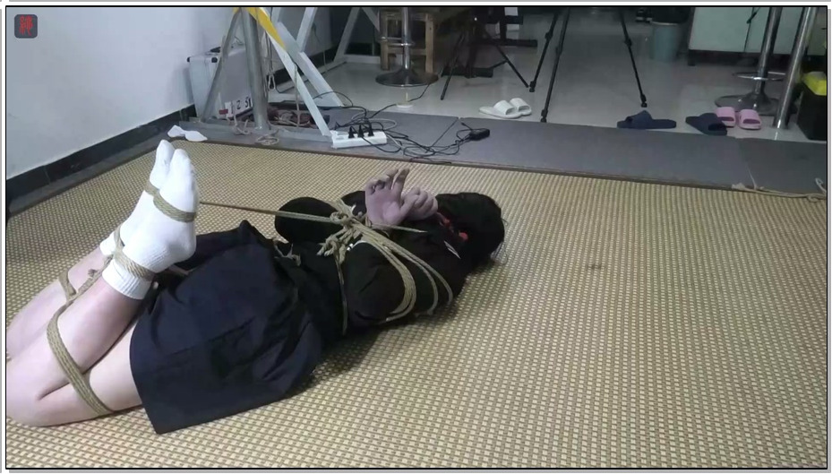 【绳之韵】往死里绑、“打跑”就算了的“一步到位”新人，琪琪JK、白袜、变种后观音、..