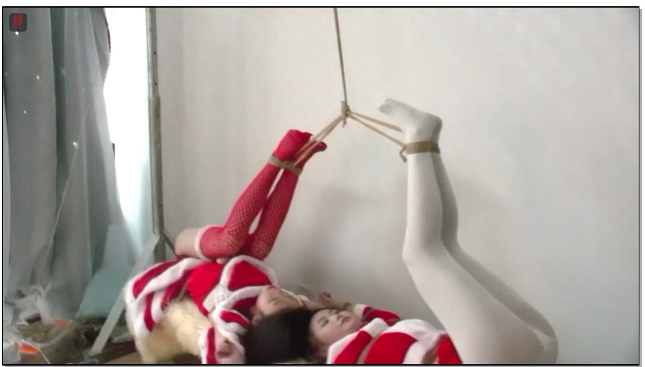 【绳之韵】小呆、小九美少女双人组，仰面连缚、倒吊双脚，双人小翘臀和美脚的争奇斗艳…