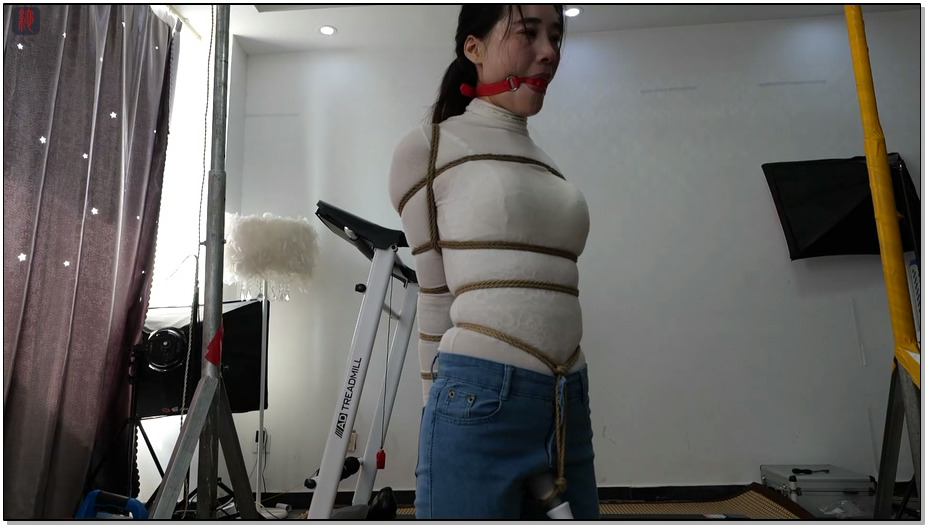 【绳之韵】菲菲，绳模的正确健身方式2，跑步机上的10CM细高，口球口水、股绳固定强力