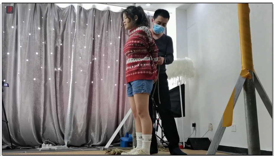 【绳之韵】萌娃文慧极限直臂、股绳驷马、口枷，无助挣扎，震动挠痒敏感度测试 