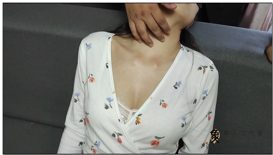 【象人工作室】人妻Miya开发系列-虐腹，虐音向，股绳勒入，教棍刺腹，动作越来越大胆