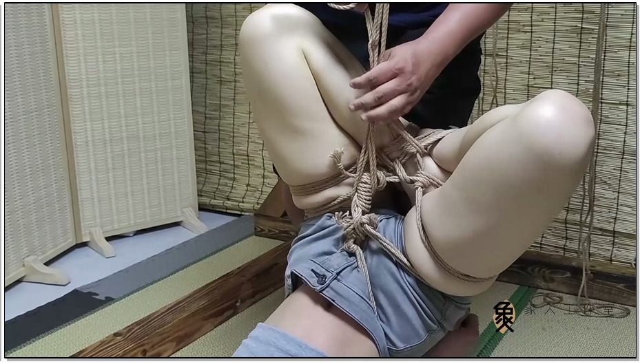 【象人工作室】小0现实约绳系列，直臂，虐腹，跪缚，倒吊，粗暴