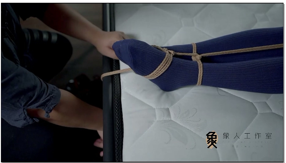 【象人工作室】轻语-怕痒程度S级！过膝厚袜+格子裙，活脱脱的纯欲女学生！TK
