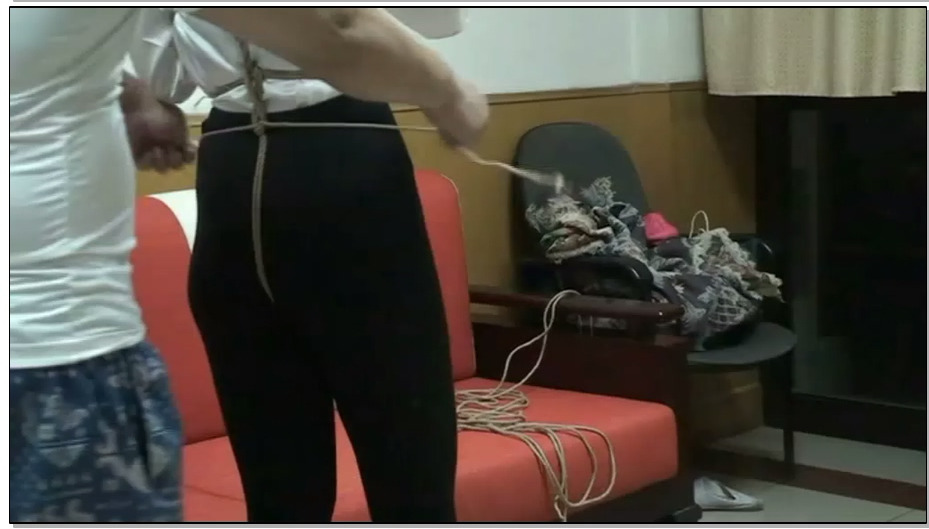 【逍遥】学生妹细绳超紧捆绑口环驷马 1