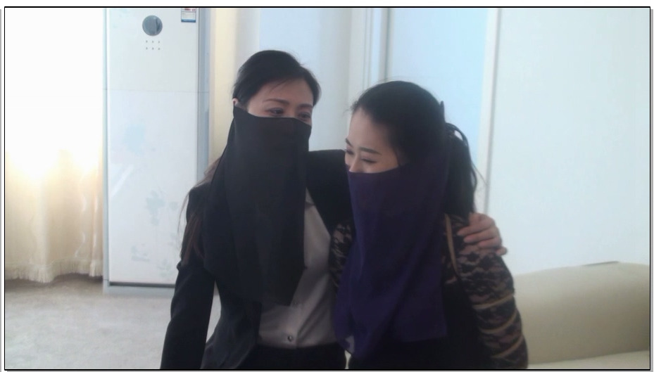 【逍遥】美女李然和美女王曼的面纱蒙面捆绑游戏-丝袜勒嘴,口球镣铐