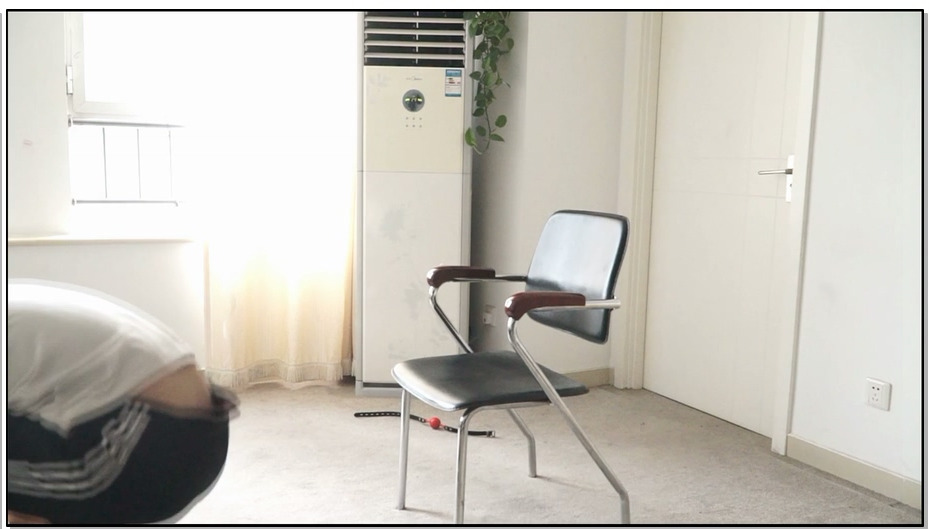 【逍遥】学生装捆绑调教堵嘴挣扎，逍遥美女模特依然主演1