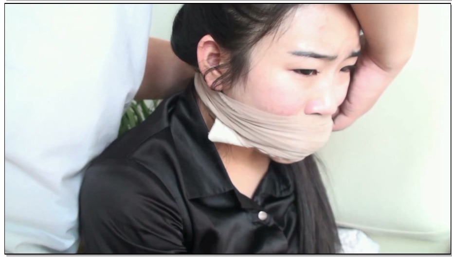 【逍遥】人贩麻三系列终篇 酒托女的噩梦-上,美女林丹丹上演裸足、内衣、丝