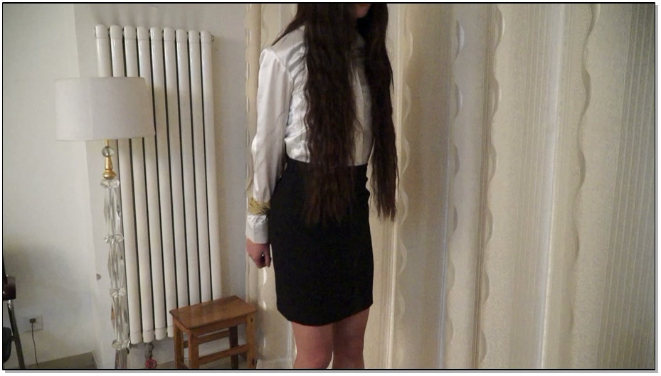 【逍遥】伴我同行 丝袜美女美妙的自裁