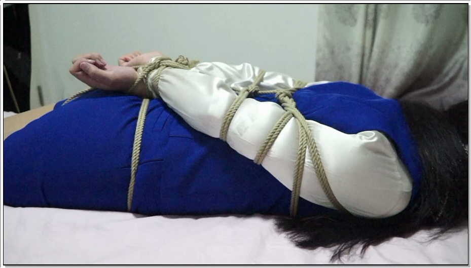 【逍遥】绑架空姐 上 美女高娃离开逍遥工作室前的最后一部影片