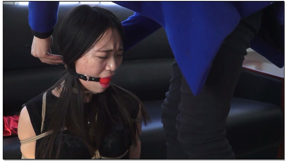 【逍遥】办公室危机01 美女店长杜洋 引狼入室捆绑囚禁 肉丝高跟美腿 原味丝袜堵嘴