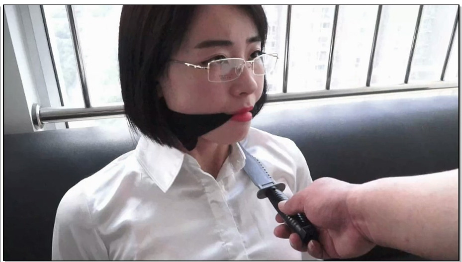 【逍遥】母娘TJ绳狱,OL女高管和她的女儿被下属绑架,各种TJ 美女吴晓晓帆、依然出演