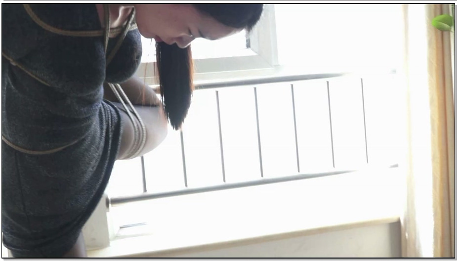 【逍遥】大长腿美女的三段诱惑