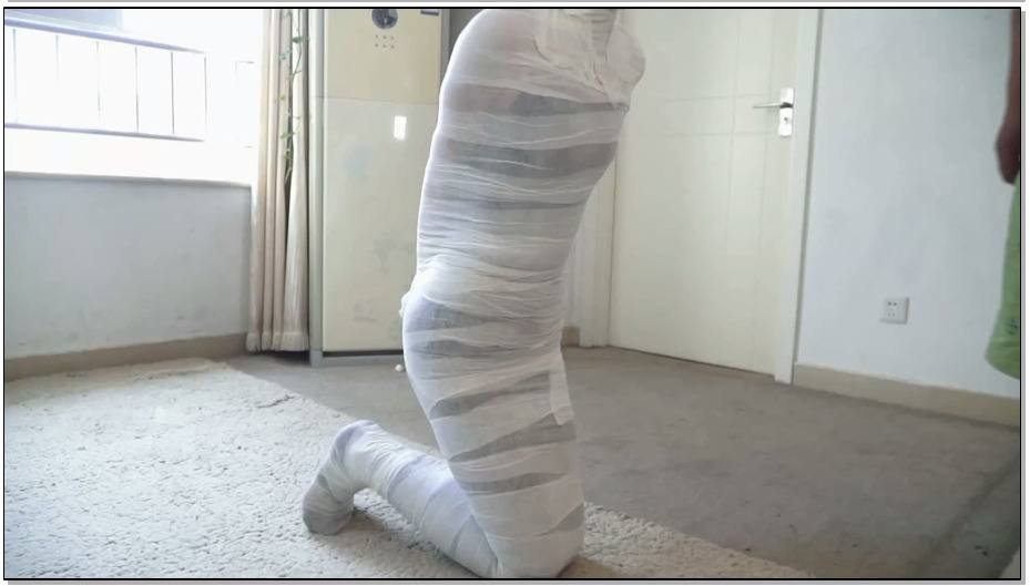 【逍遥】名模的陷阱02 美女被强制伪装拘束！救星就在面前却发现不了！美女木乃伊捆绑…