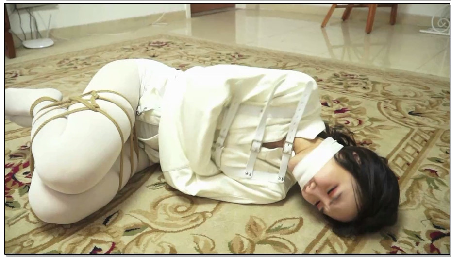 【逍遥】被算计的女警1 美丽女警被诬陷，丝袜美腿折叠捆绑！剧情一波三折 十分精彩