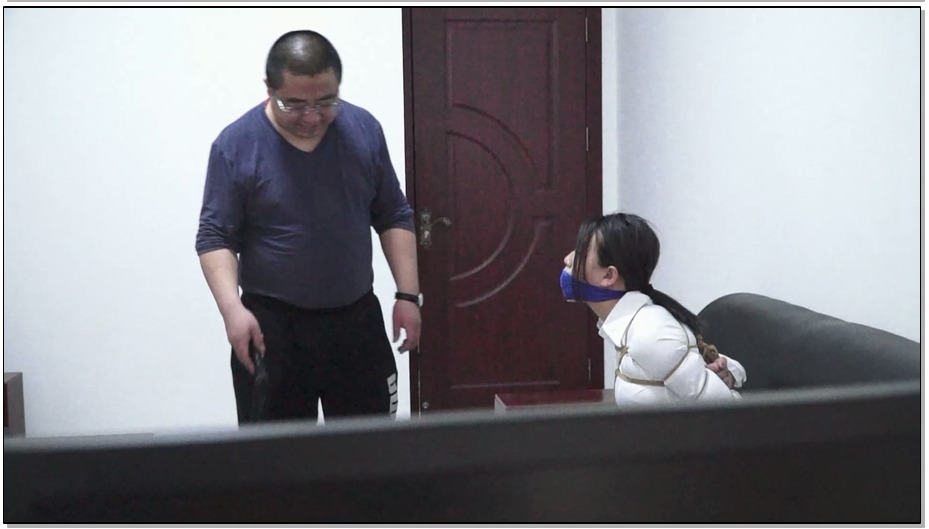 【逍遥】办公室绳缘B 韩经洁 林艺 五花 日式 紧缚驷马 鞭打 堵嘴 封嘴