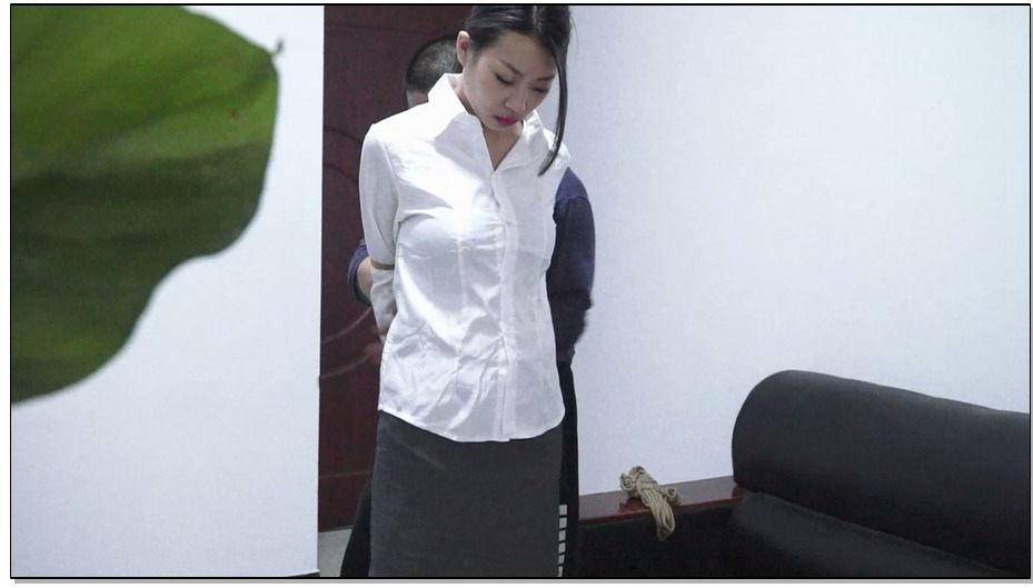 【逍遥】办公室绳缘B 韩经洁 林艺 五花 日式 紧缚驷马 鞭打 堵嘴 封嘴