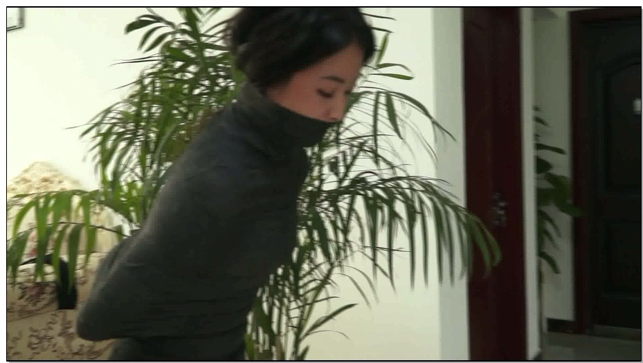 【逍遥】绝色人型 下夏炎的黑色木乃伊包裹 娇躯蠕动挣扎 被浇水玩弄 超长时间精彩全包…